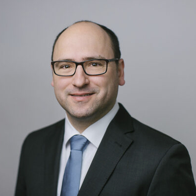 Bild 1 Stefan Wachter scaled sm